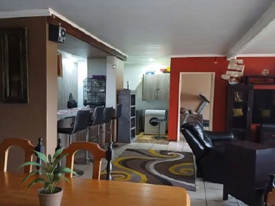 1 Bedroom Property for Sale in Ferreira Free State